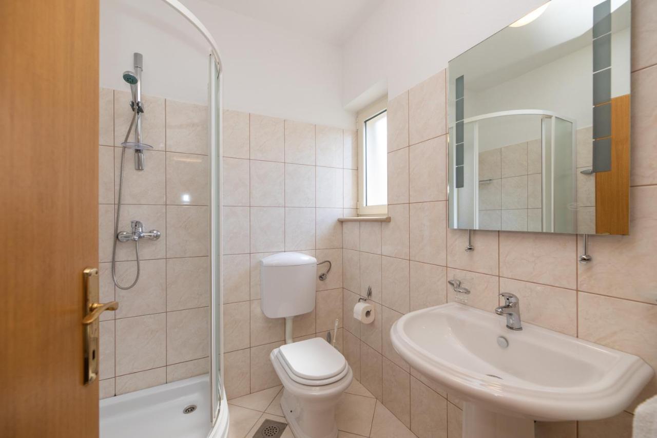 Apartments4You Supetar-The Best And Most Popular Apartments For Discovering The Island - Free Parking - 200 Meters From The Beach Exteriör bild