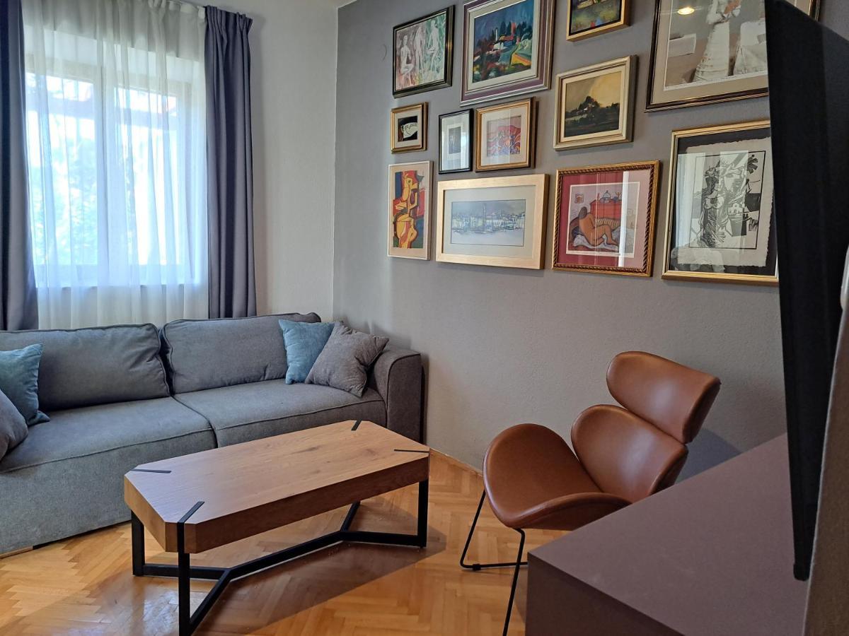 Apartments4You Supetar-The Best And Most Popular Apartments For Discovering The Island - Free Parking - 200 Meters From The Beach Rum bild